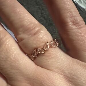 A New Look Elegant Rose Gold Leaf Ring